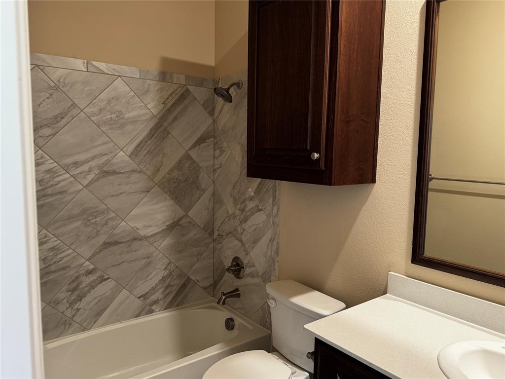 Wellington Manor - Residential Lease