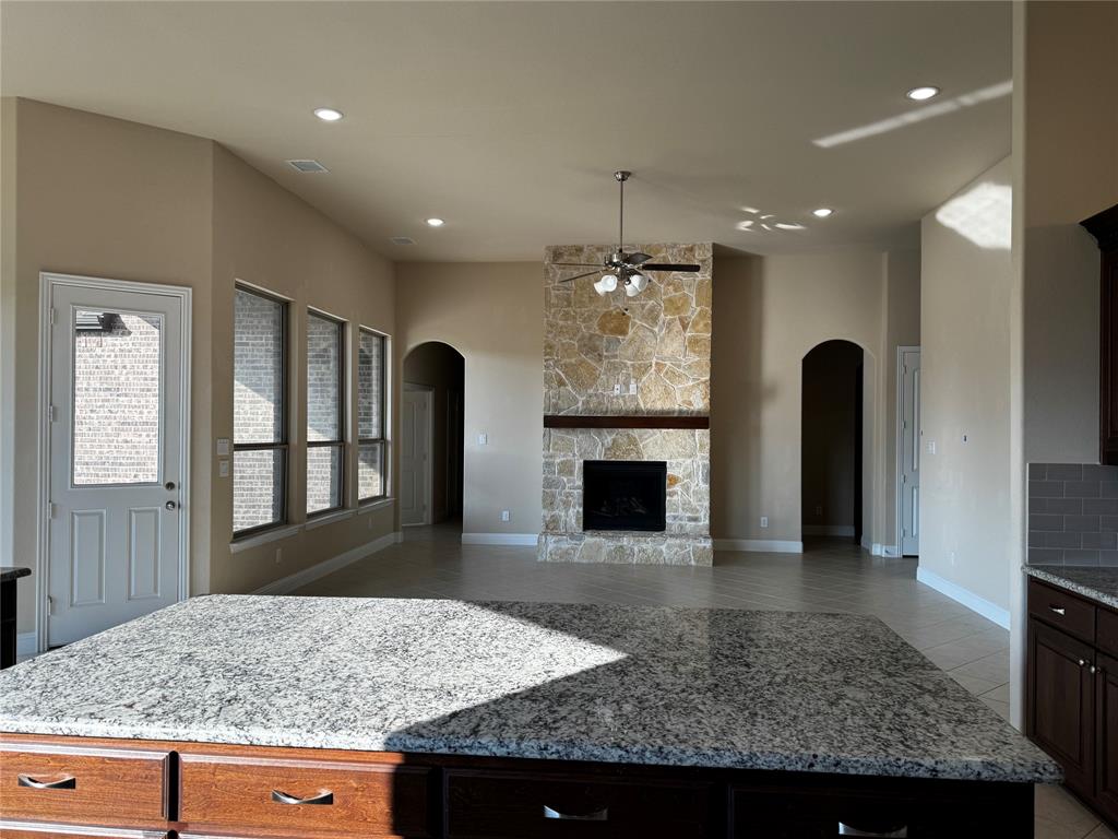 Wellington Manor - Residential Lease