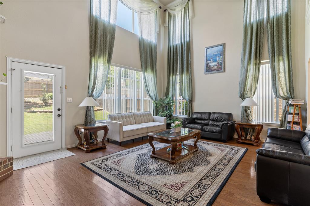 Mountain Valley Lake Tr - Residential