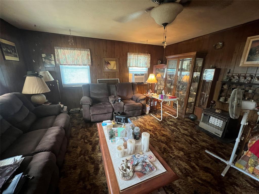 Lake Edge Harbor - Residential