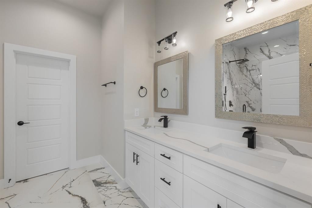 Alameda Heights - Residential