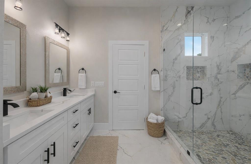 Alameda Heights - Residential