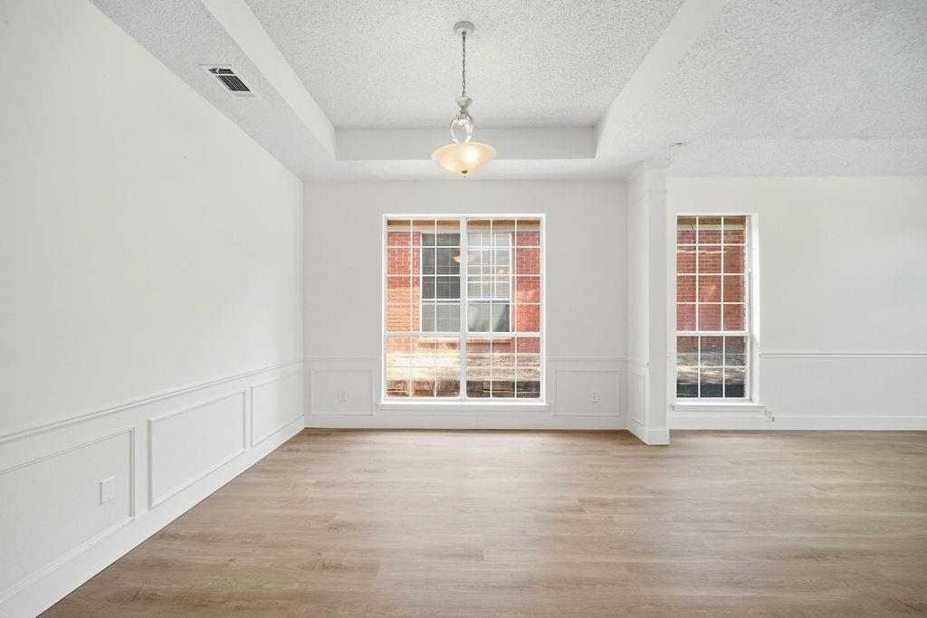 10204 Napa Valley Drive