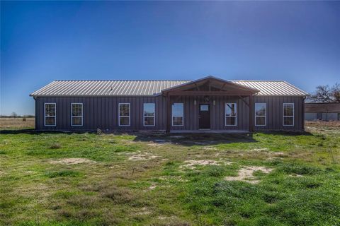 A home in Wolfe City