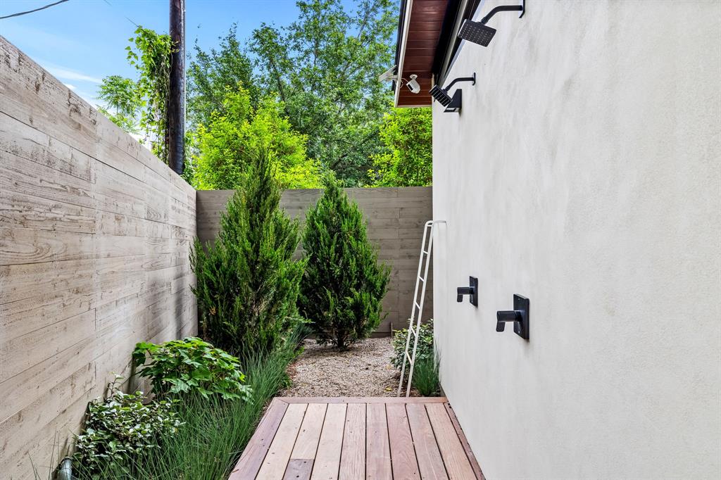 LAKESHORE HILLS REV - Residential