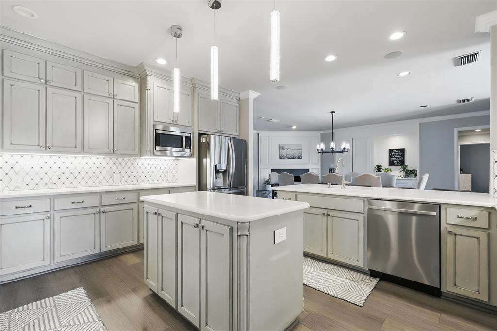 5909 Stacy Lane