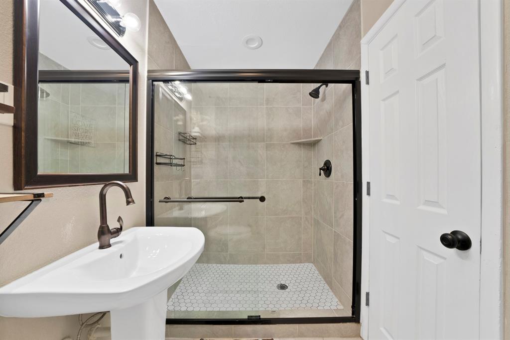 Meadowbrook Estates Add - Residential