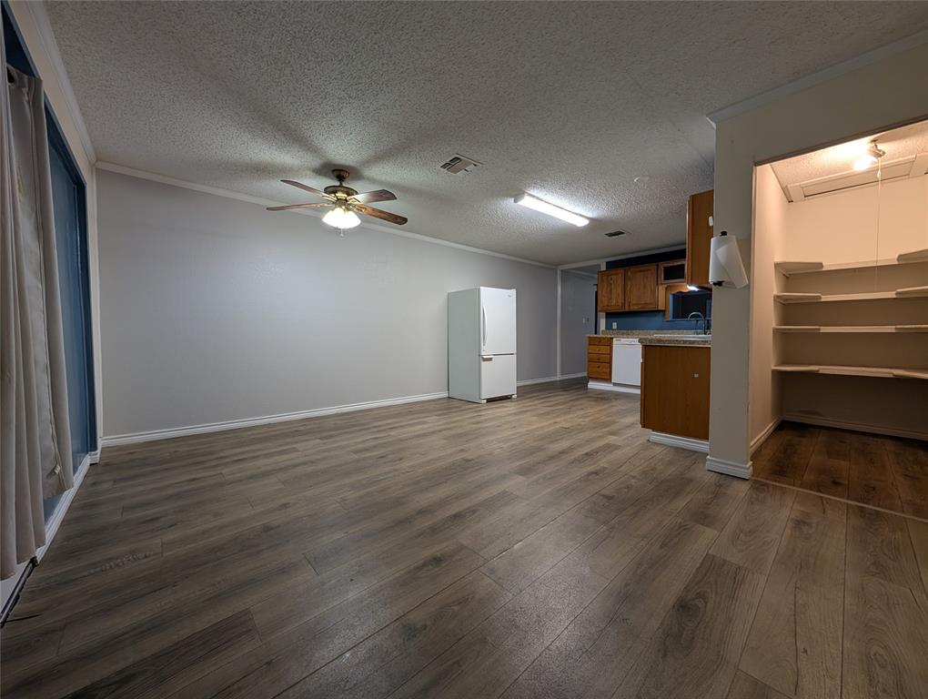 Crestline Heights - Residential