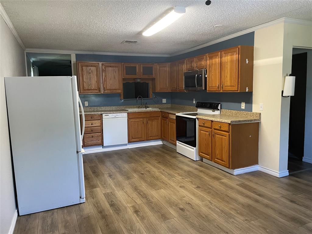 Crestline Heights - Residential