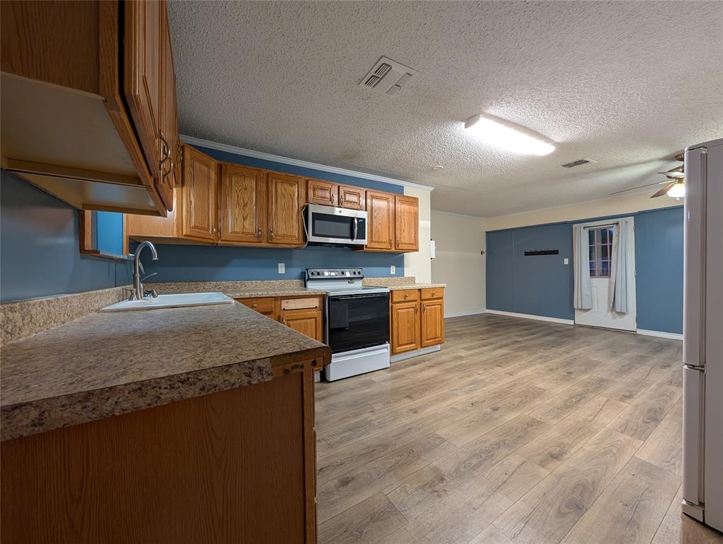 Crestline Heights - Residential