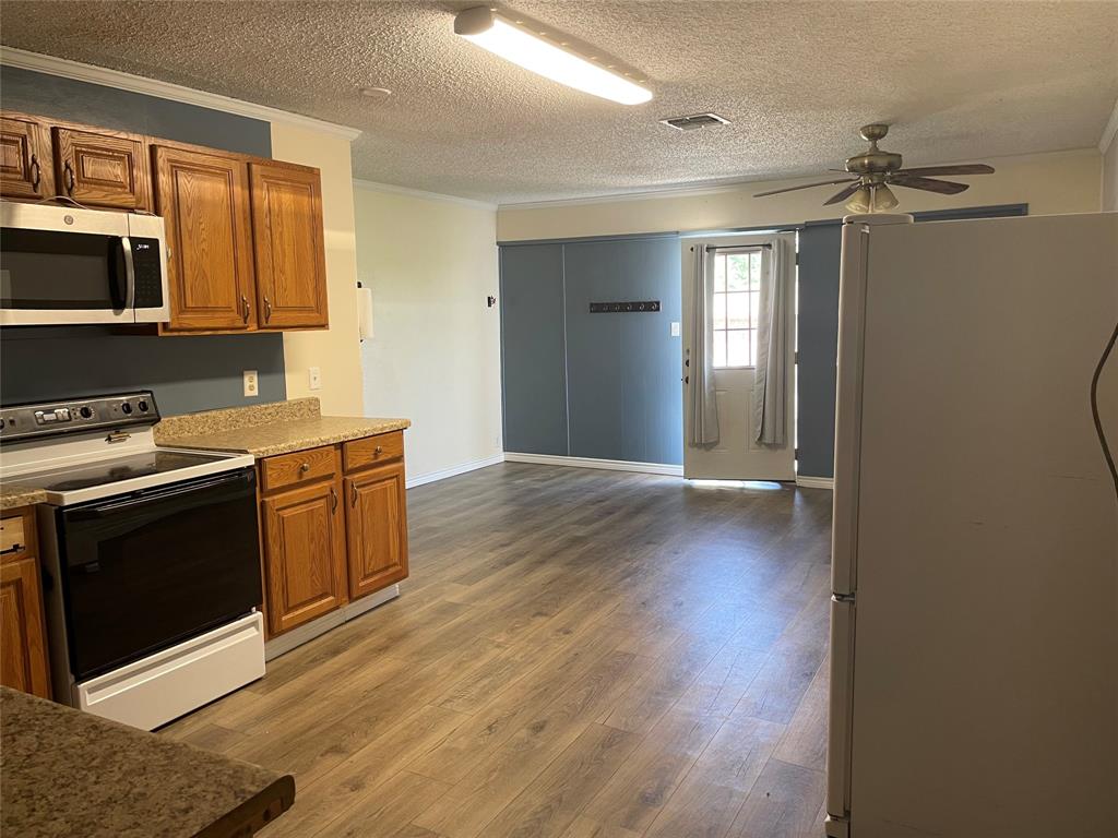 Crestline Heights - Residential