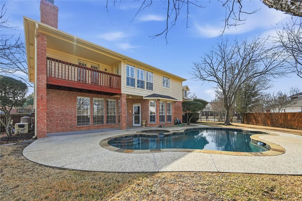 Photo of 303 Chestnut Cove Circle, Southlake, TX 76092 (MLS # 21193245)