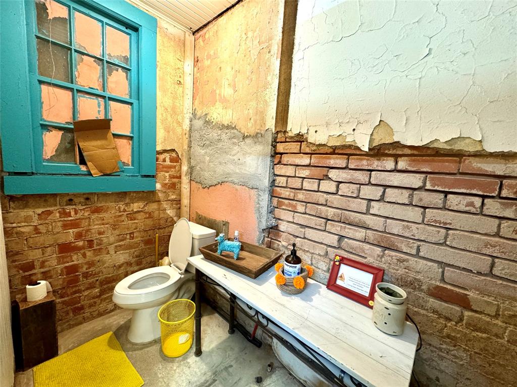 114 N Central Avenue