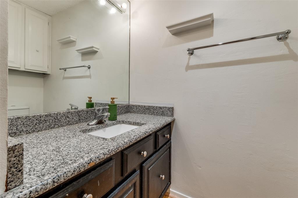 Big Thicket Twnhms - Residential