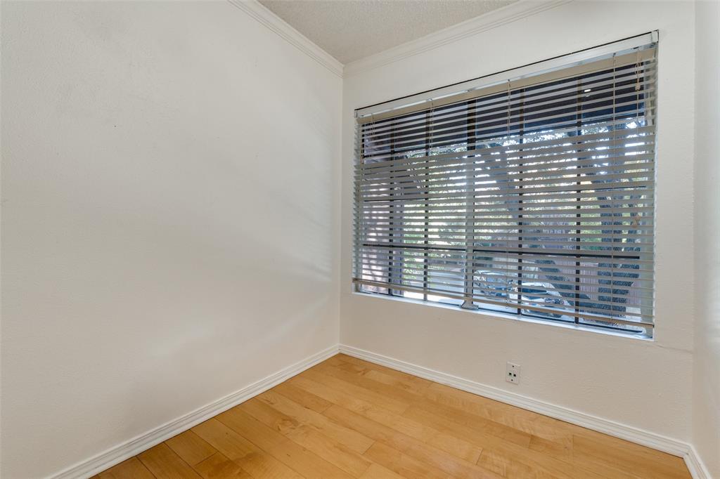 Big Thicket Twnhms - Residential