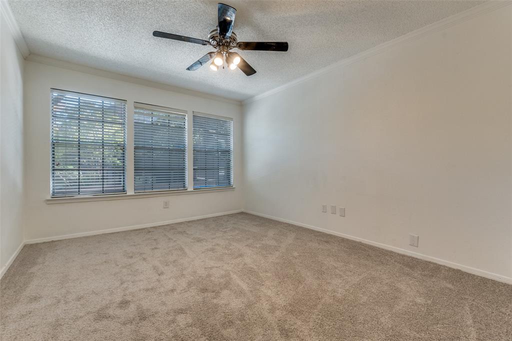 Big Thicket Twnhms - Residential