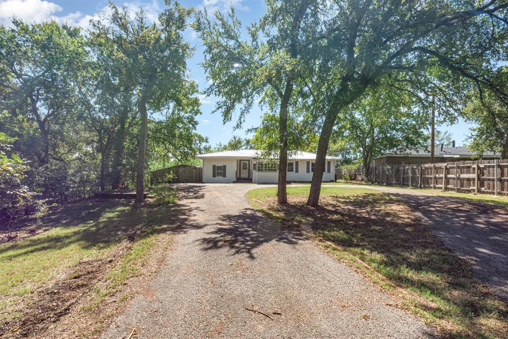 502 W Bells Blvd, Bells, TX, 75414