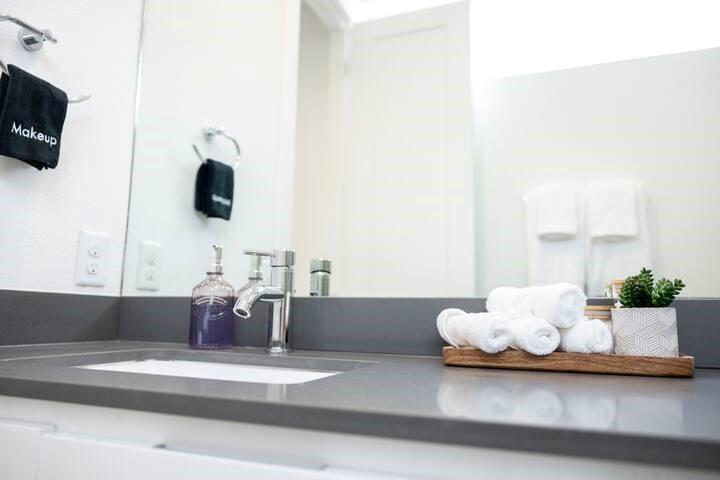 mckee street townhome - Residential