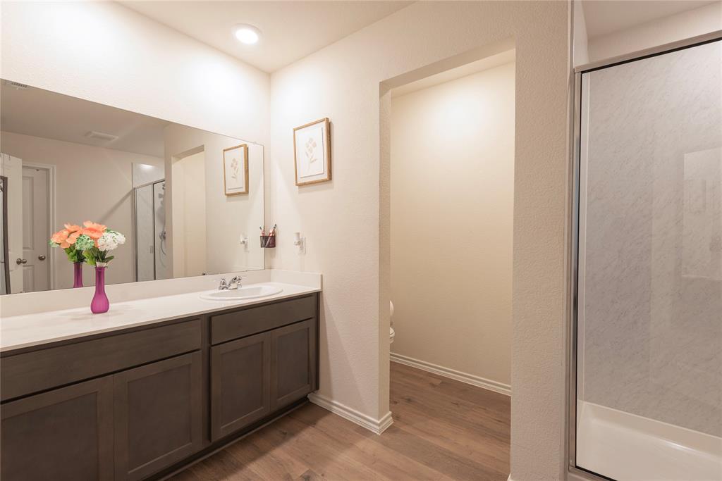 Magnolia Ph 10 - Residential