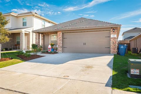 Photo of 904 Corral Street, Royse City, TX 75189 (MLS # 21112818)