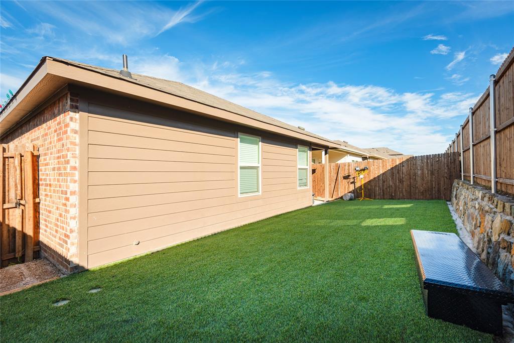 Magnolia Ph 10 - Residential