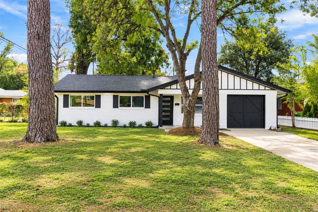 1504 Mosley Drive