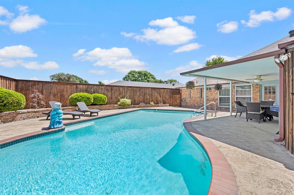 9731 Amberley Drive