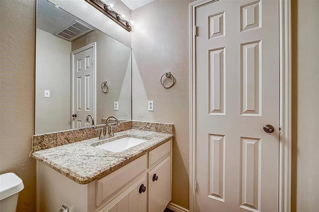 Brownstone At Reagan Condo - Residential Lease