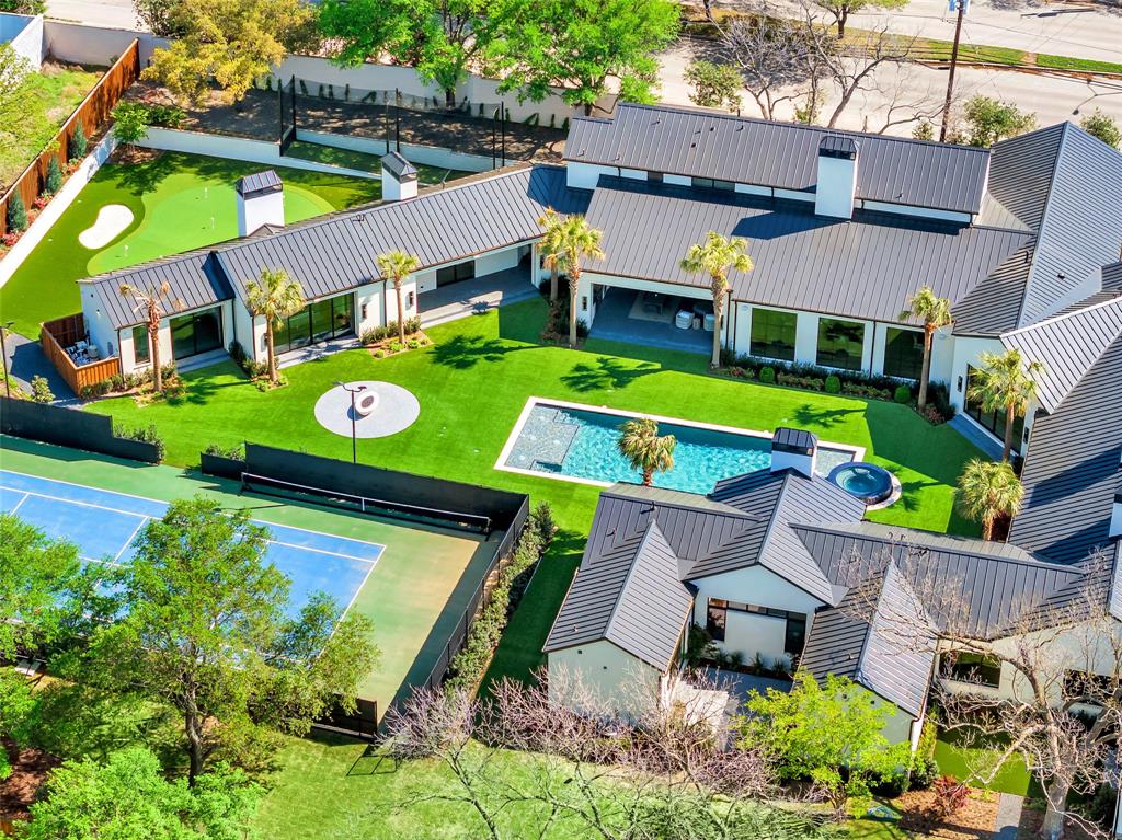 10006 Hollow Way Road