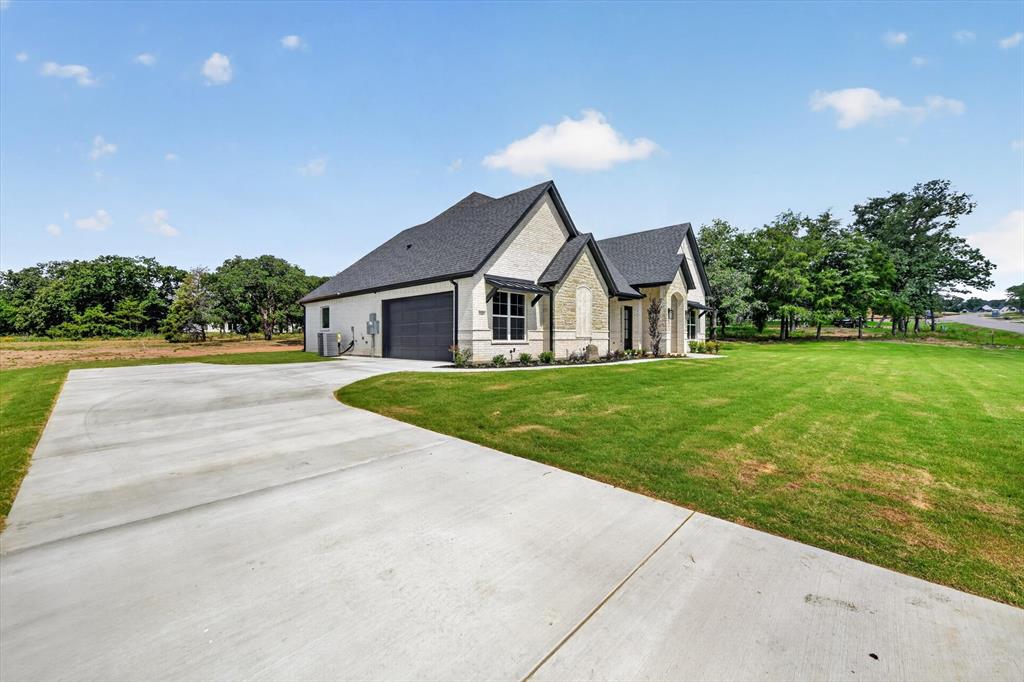 1045 Arbor Vista Drive