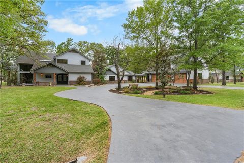 Photo of 692 Private Road 5937, Emory, TX 75440 (MLS # 21222643)