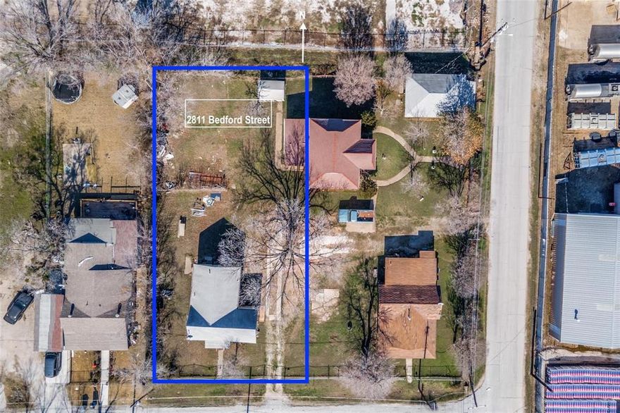 This is a prime investment opportunity to acquire two contiguous commercial lots with approximately 22,000 sq. ft. of land. The IR zoning permits diverse uses suitable for various businesses and is ready for a savvy entrepreneur with a vision to improve its use. The proximity to Trinity Grove, Margaret Hunt Bridge, Bishop Arts, Downtown Dallas, and the Medical District makes it an excellent location for your business expansion or new endeavor. It must be sold with adjoining land at 2909 Manila Road  (MLS# 21112699. The zoning must be verified with the city of Dallas (several zoning options exist in the area).