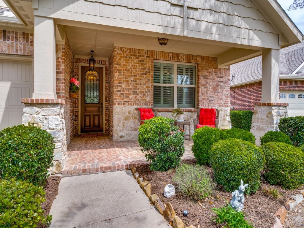 1220 Isabella Lane