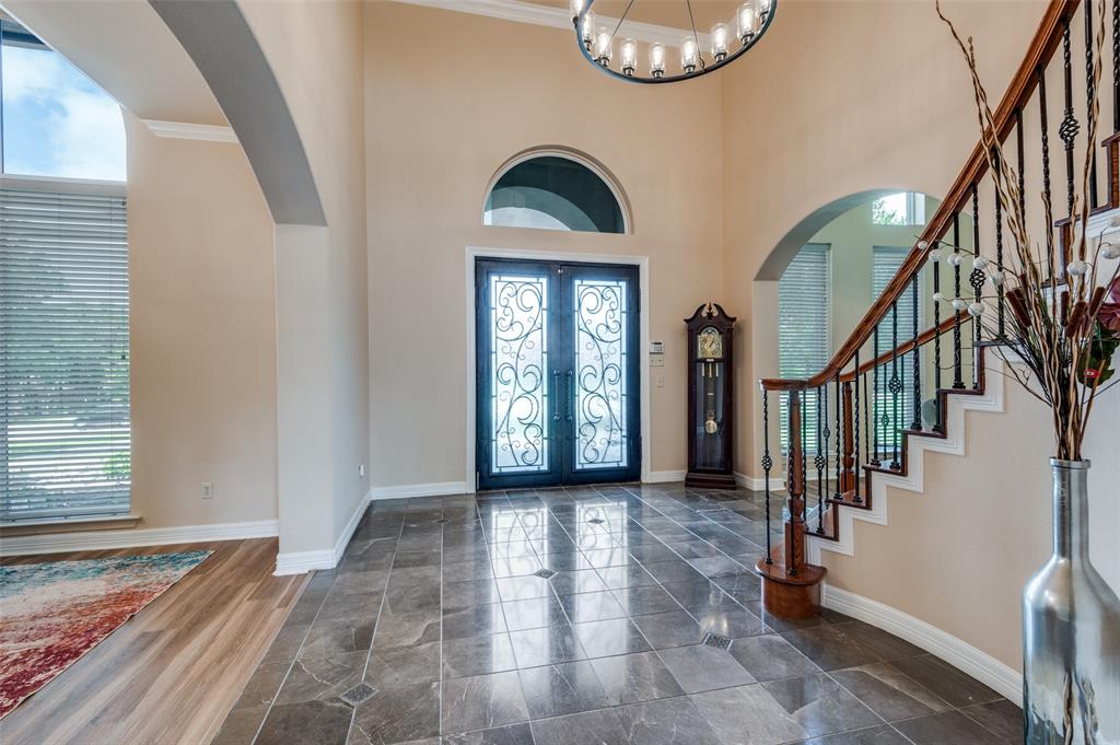 2114 Holly Ridge Court