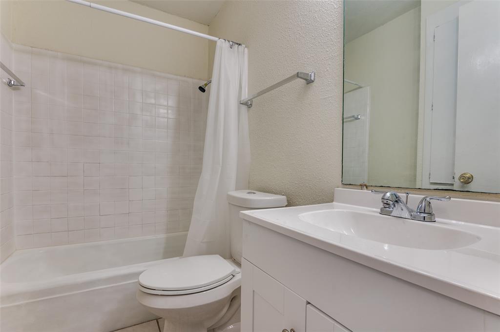 Highland Hils 18 - Residential