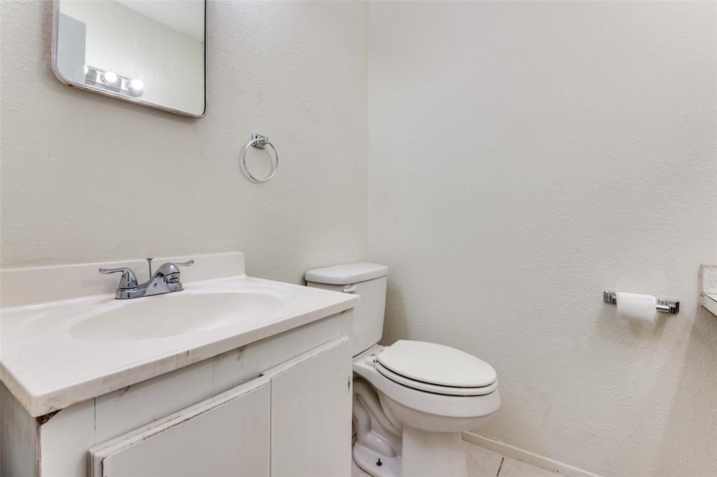 Highland Hils 18 - Residential