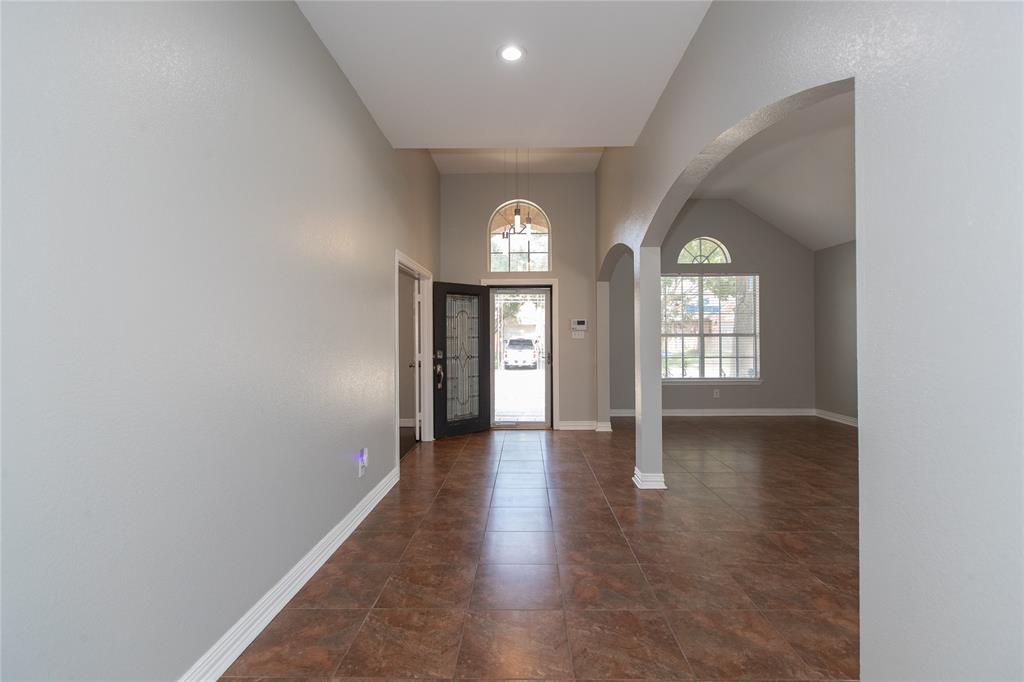 6122 Fieldcrest Lane