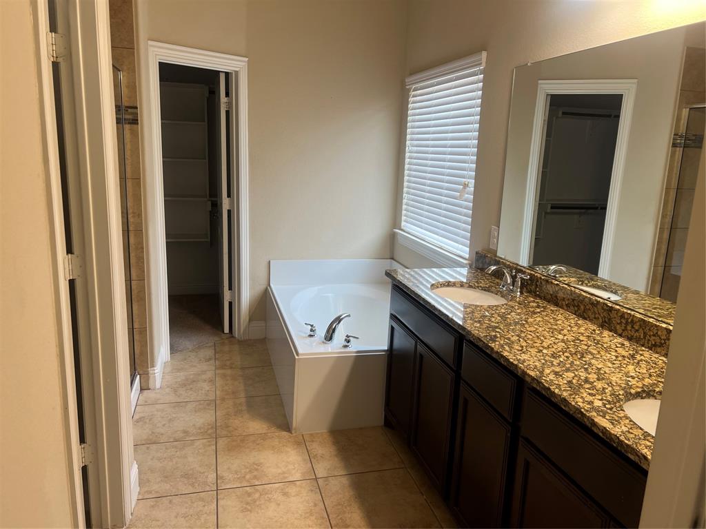 Rivendale By The Lake Ph 4 - Residential