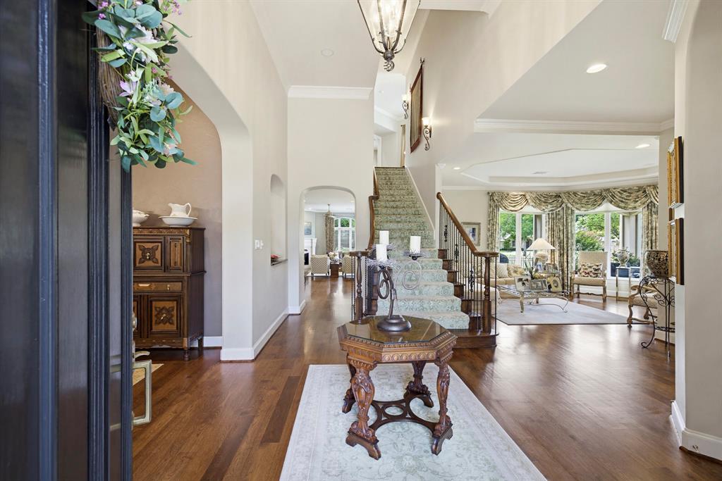6008 Laurel Valley Court