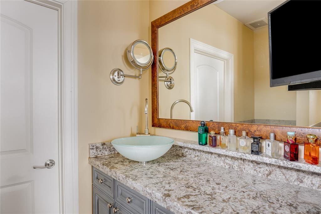 Plaza/Turtle Crk Residences Ph - Residential