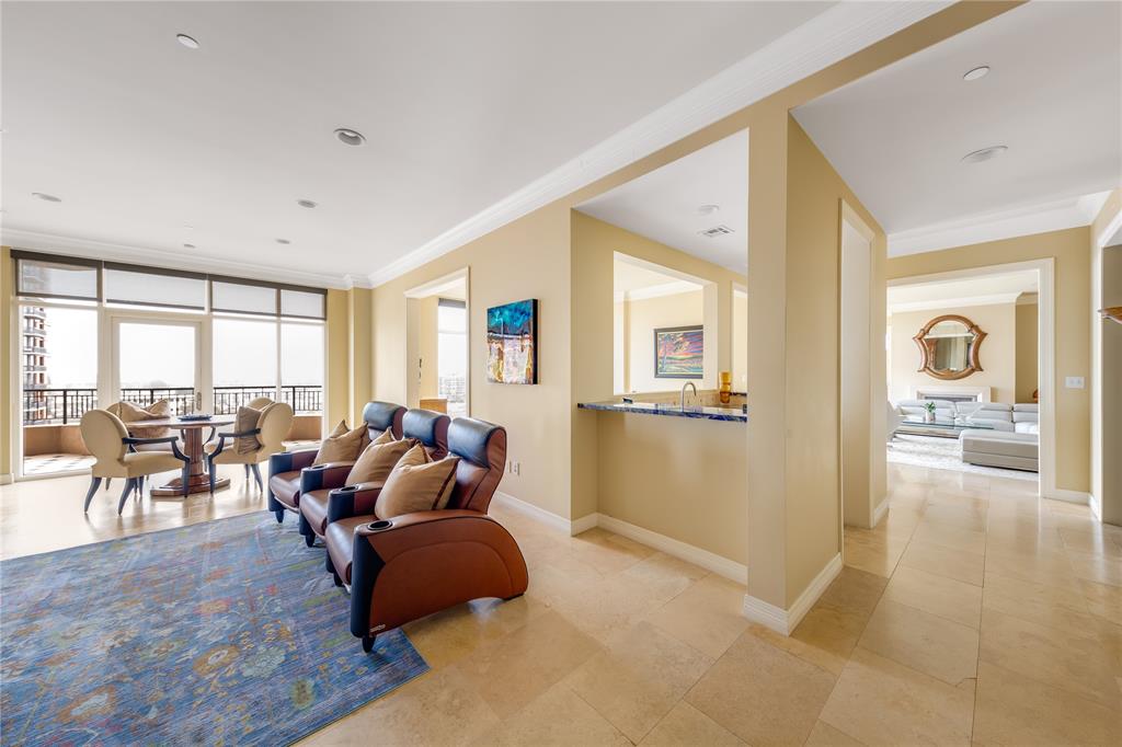 Plaza/Turtle Crk Residences Ph - Residential