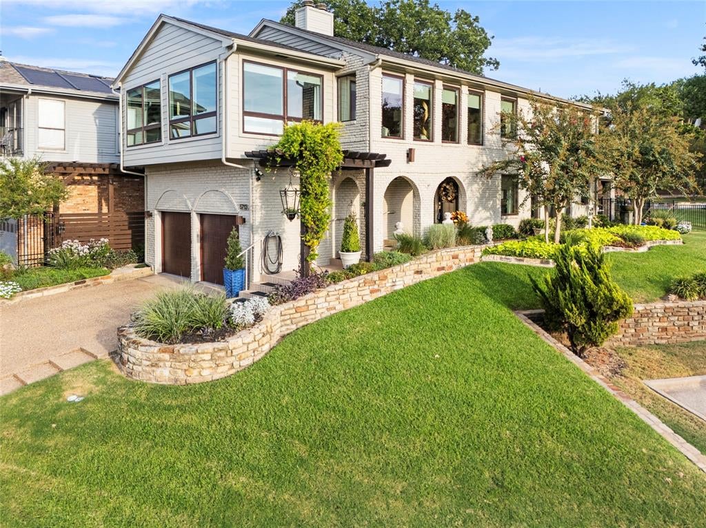 5713 Southern Cross Drive