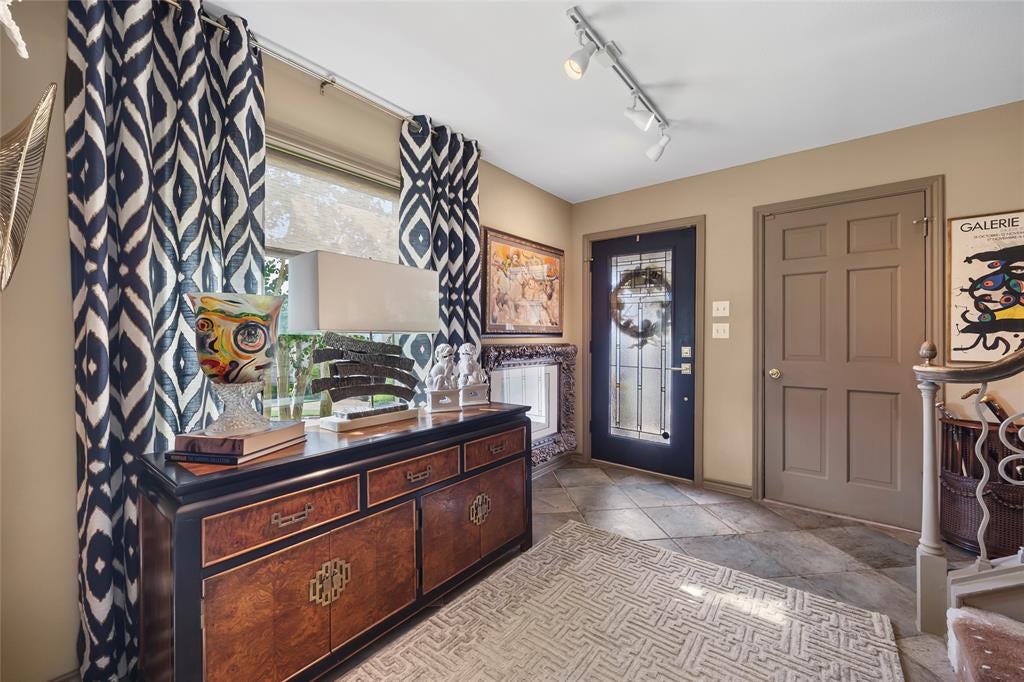 5713 Southern Cross Drive