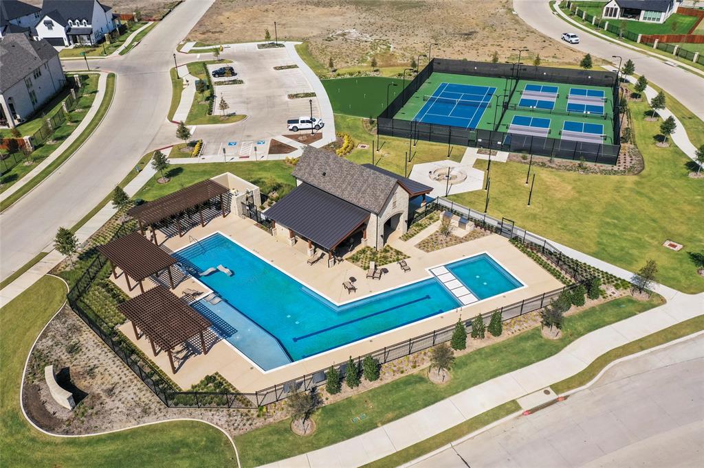 2350 Rolling Vista Lane