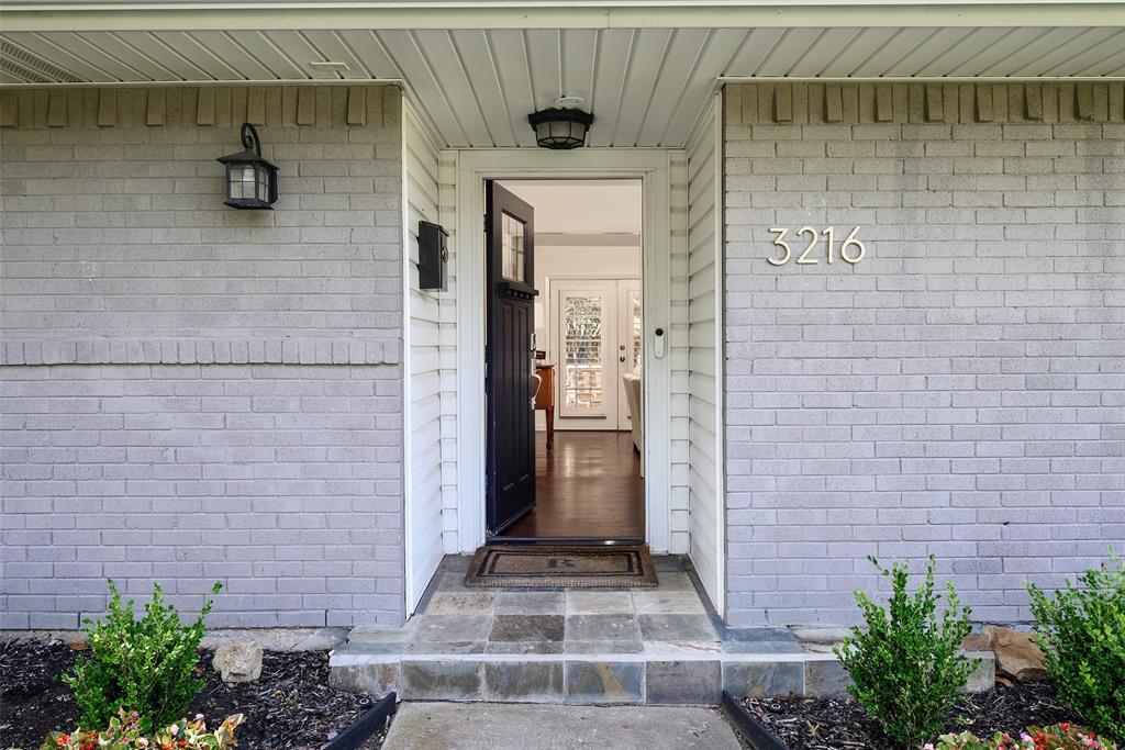 3216 Townsend Drive