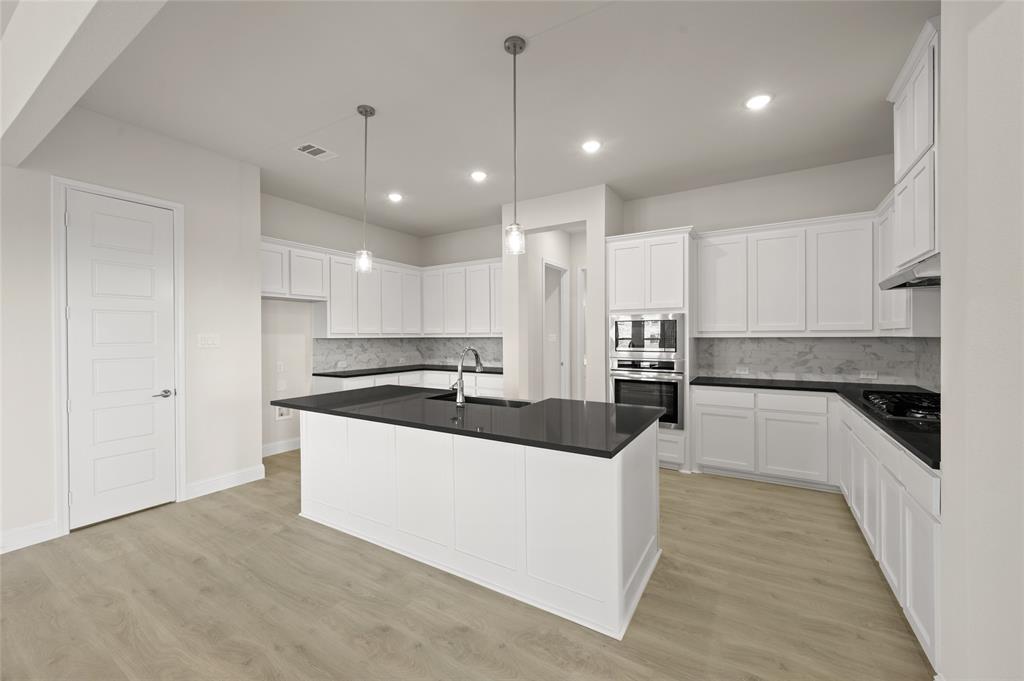 Sheppard's Place - Residential