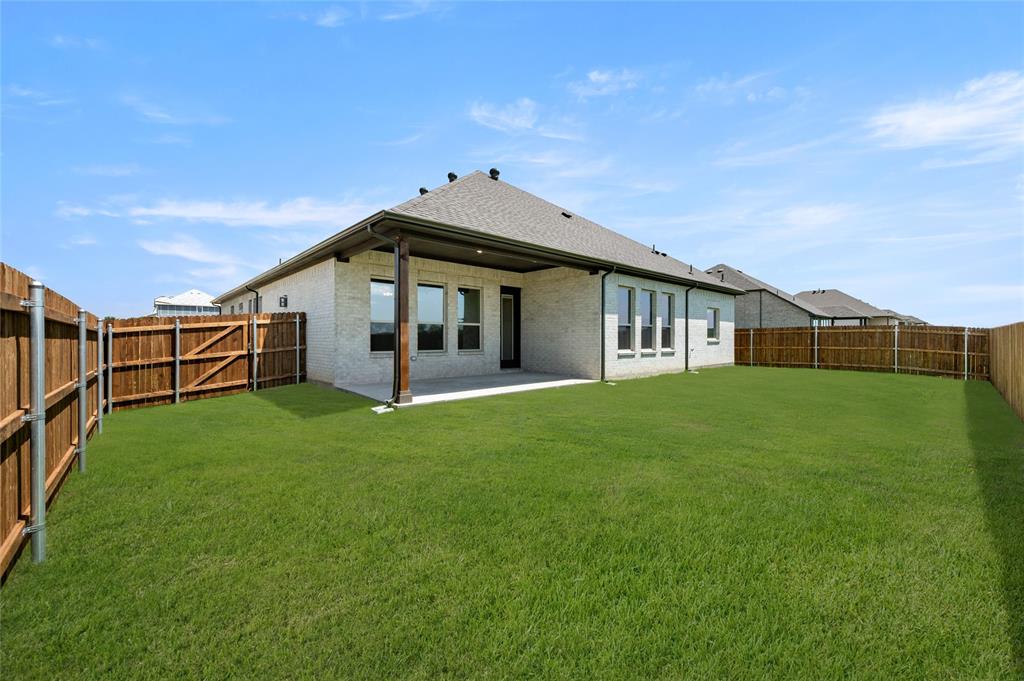 Sheppard's Place - Residential