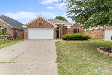 4844 Summer Oaks Lane Fort Worth TX 76123