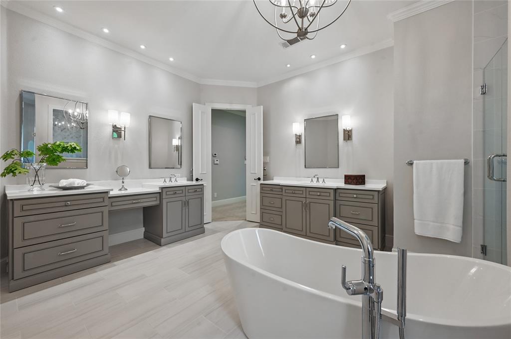 Flower Mound, Texas 75022, United States, 5 Bedrooms Bedrooms, ,5 BathroomsBathrooms,Residential,Pending,115905