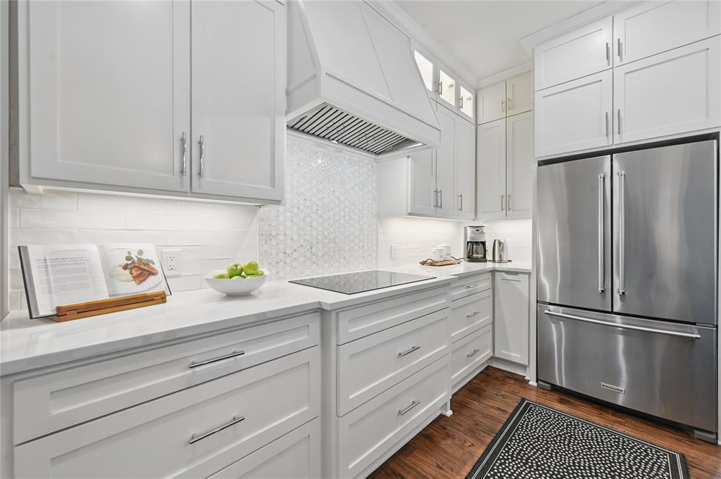 Flower Mound, Texas 75022, United States, 5 Bedrooms Bedrooms, ,5 BathroomsBathrooms,Residential,Pending,115905